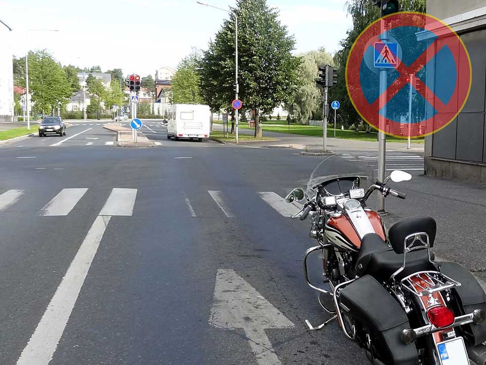 kielletylle alueelle pysäytetty moottoripyörä