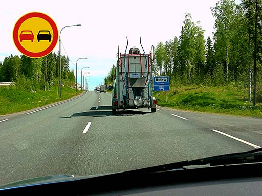 ohitusta edeltävä liikennetilanne